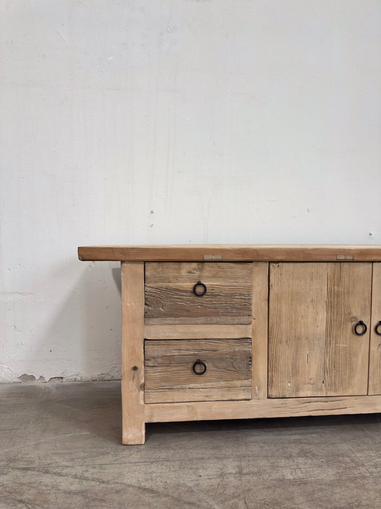 Reclaimed Low Elm TV Cabinet Overhang