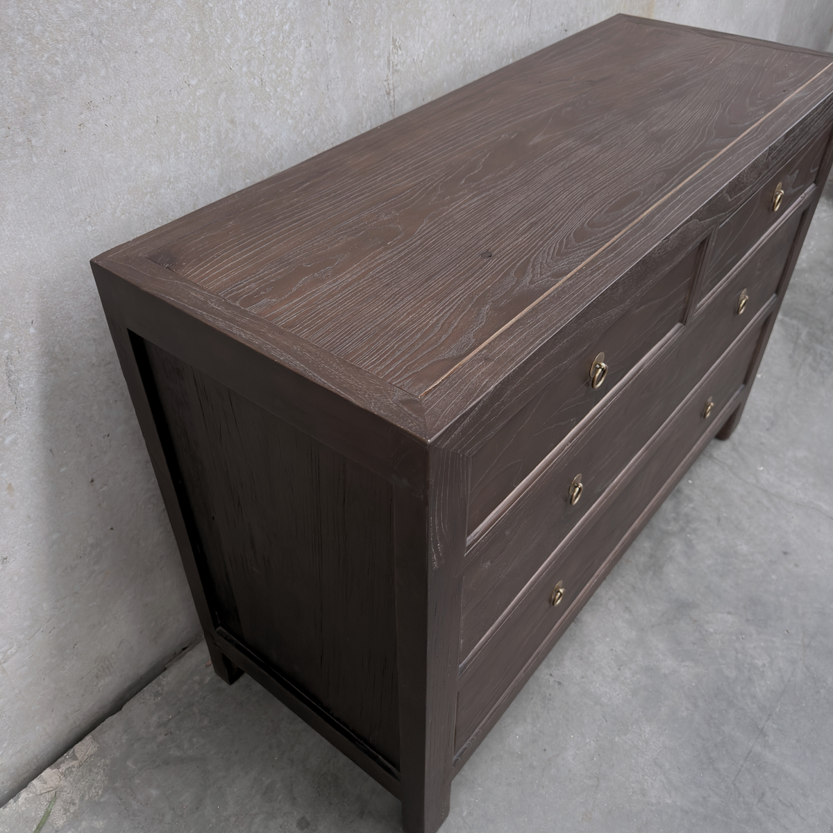 Linear 4 Drawer Chest Cabinet, Cacao, 116 cm, angled top surface view