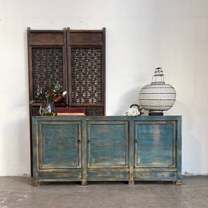 3 Door Blue Lacquered Buffet Table (H9)