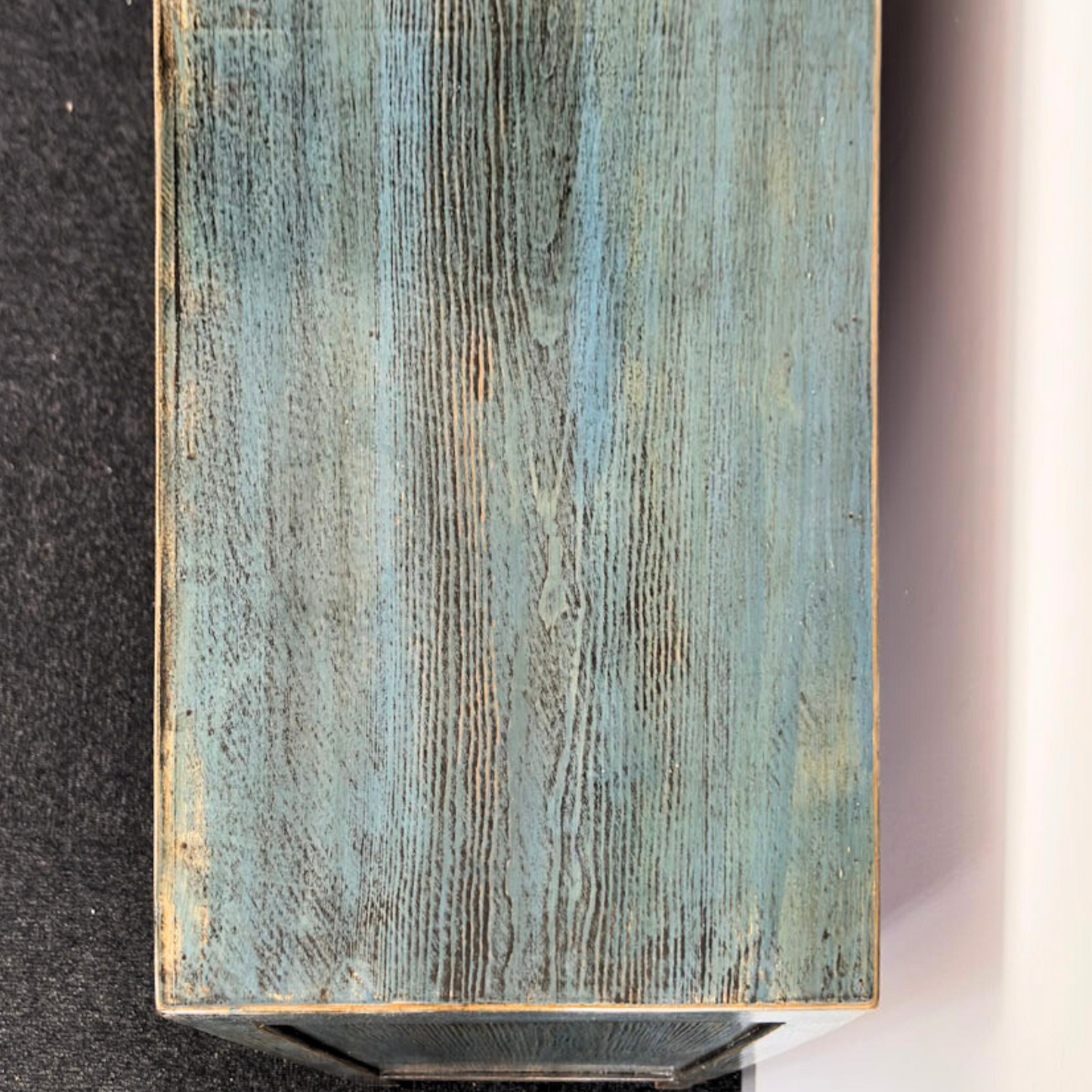 Blue 3 Door Cabinet | Lacquered | 190 cm