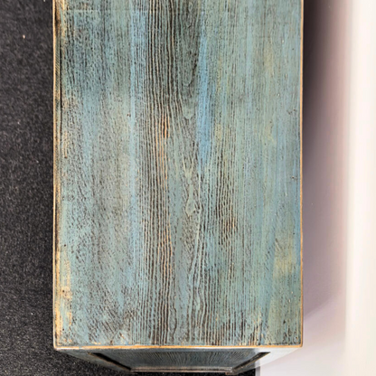 Blue 3 Door Cabinet | Lacquered | 190 cm